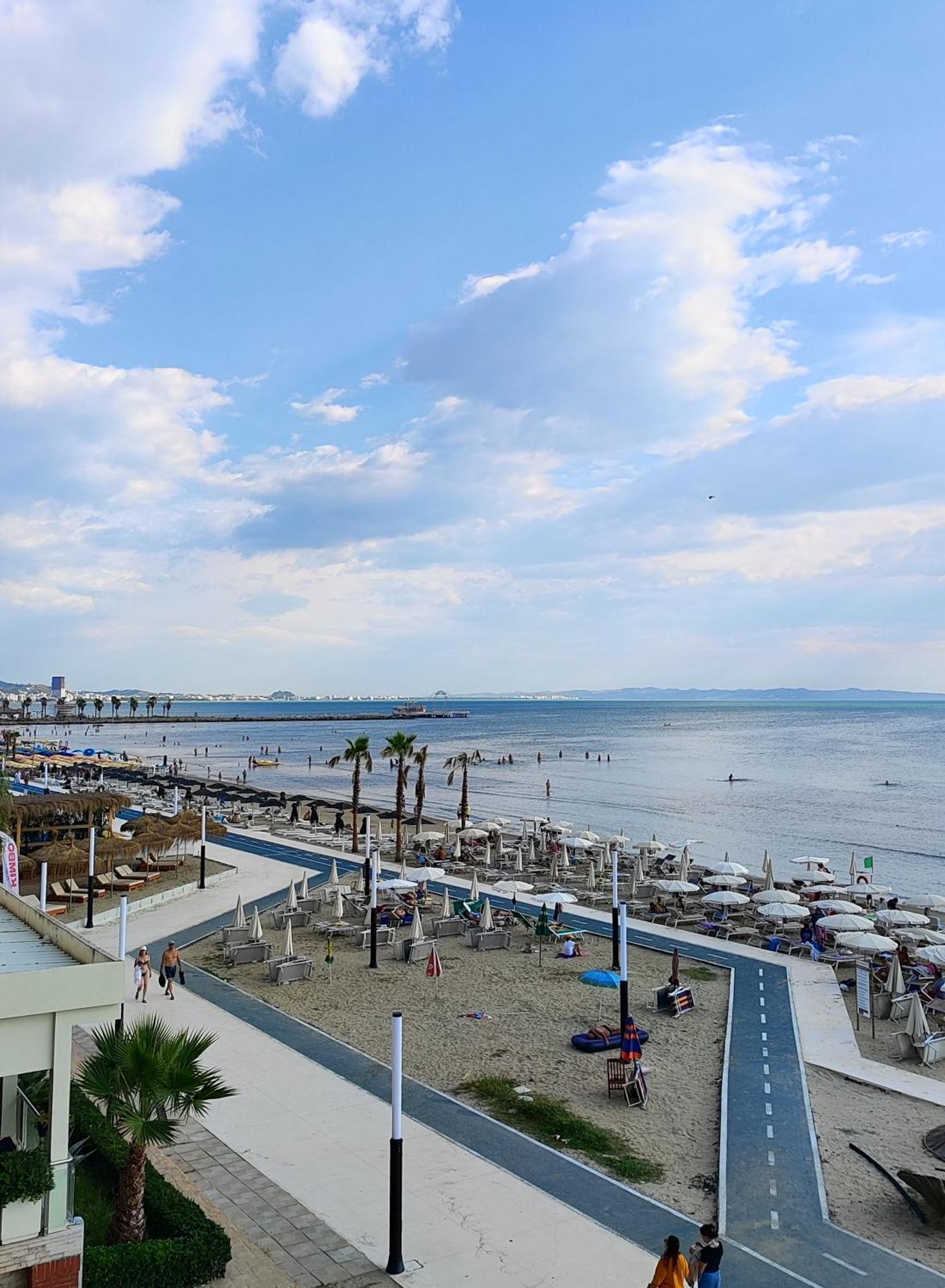 Sandy Blue Sea Durrës Kültér fotó