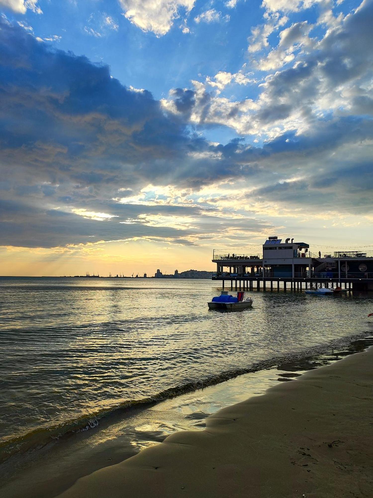 Sandy Blue Sea Durrës Kültér fotó
